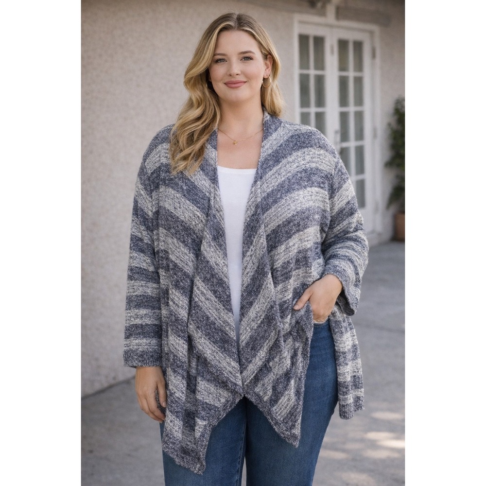 Barefoot Dreams Bamboo Chic Lite Striped Calypso Wrap 2X Navy‎ Lounge Waterfall